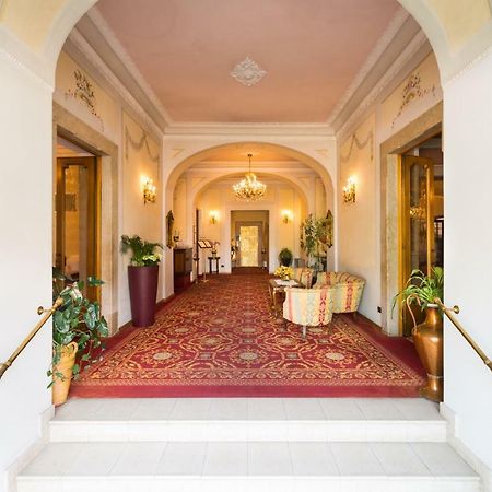 Hotel Eden Levico Terme Exteriör bild