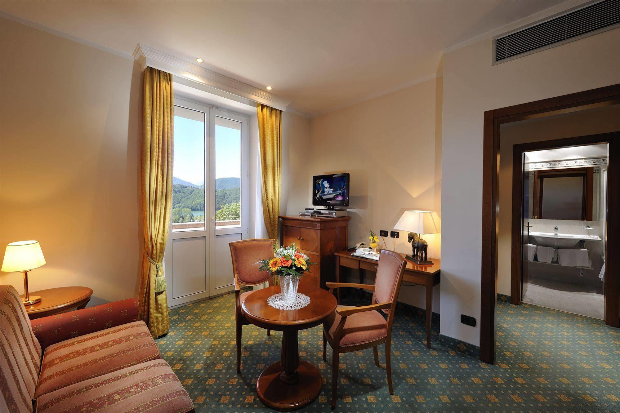 Hotel Eden Levico Terme Exteriör bild